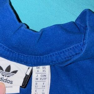 Adidas original blue cropped tee tape trefoil